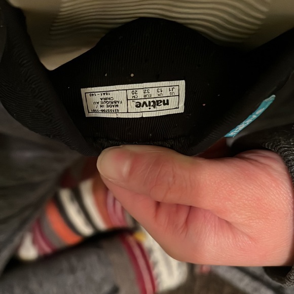 Native Kids Slides in Black - Picture 3 of 4